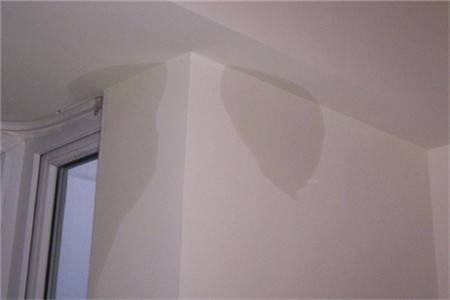 金城江楼下漏水一定是自己家水管漏水吗